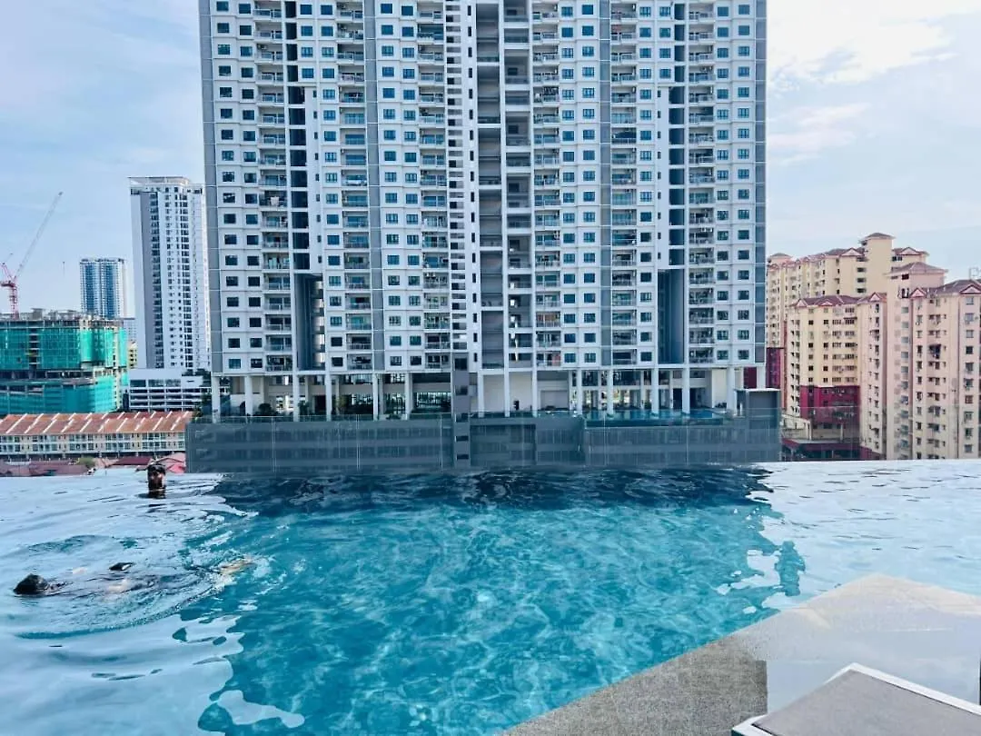 アパート Urban Suites Georgetown Penang - Sea View & Georgetown View - High Floor - Exclusive & Cozy Stay マレーシア