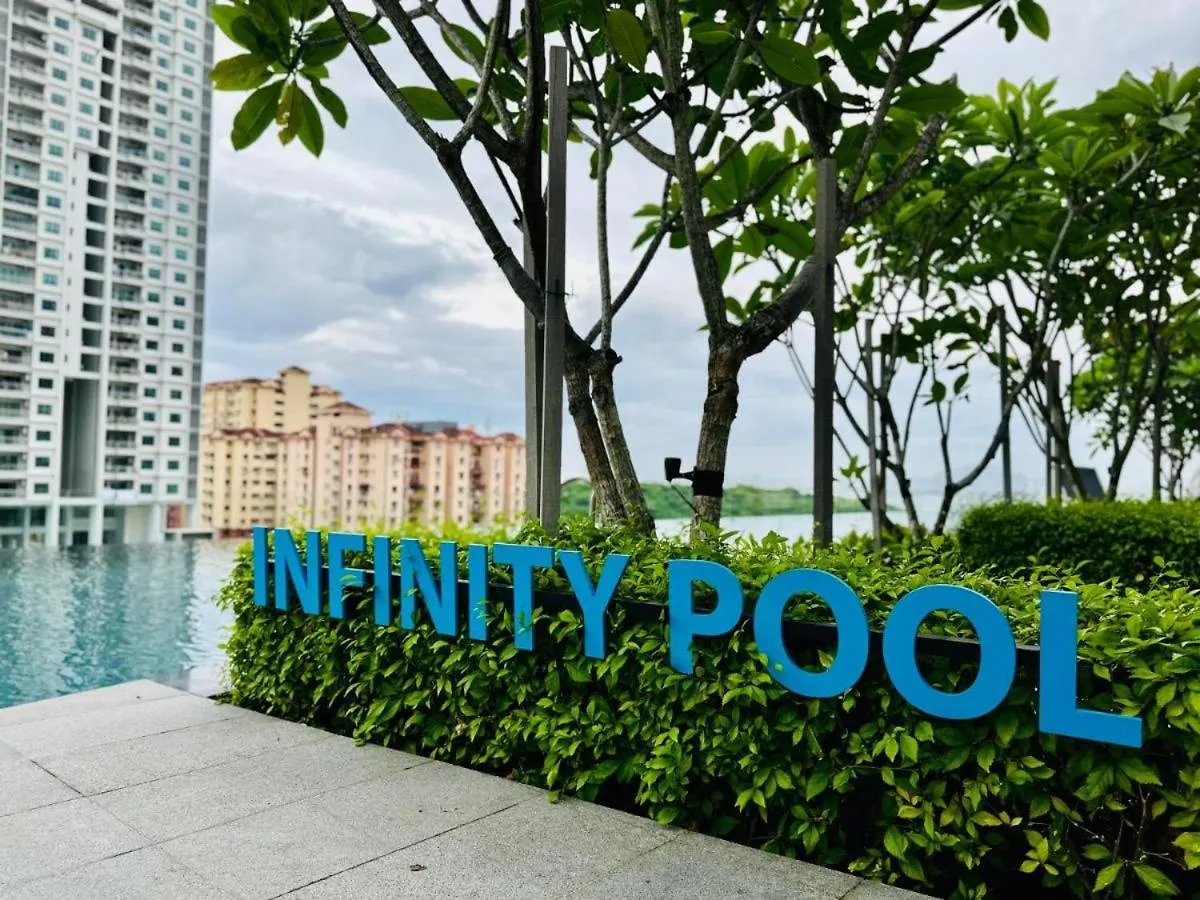 Urban Suites Georgetown Penang - Sea View & Georgetown View - High Floor - Exclusive & Cozy Stay アパート ジョージタウン