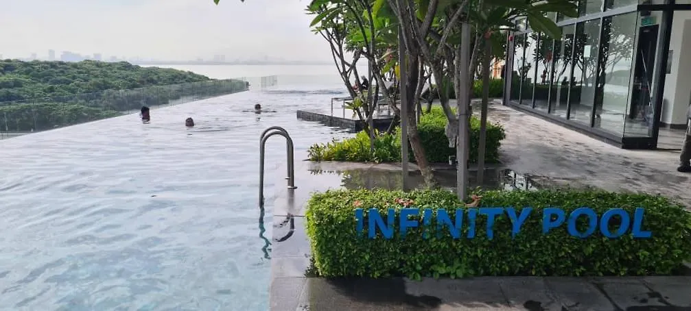 Urban Suites Georgetown Penang - Sea View & Georgetown View - High Floor - Exclusive & Cozy Stay アパート ジョージタウン