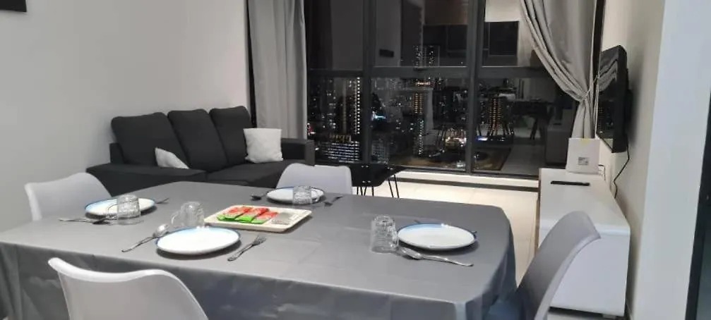 アパート Urban Suites Georgetown Penang - Sea View & Georgetown View - High Floor - Exclusive & Cozy Stay