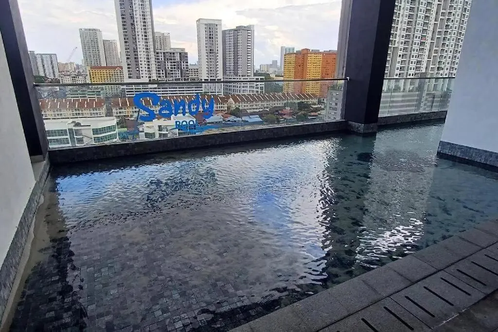 Urban Suites Georgetown Penang - Sea View & Georgetown View - High Floor - Exclusive & Cozy Stay アパート ジョージタウン