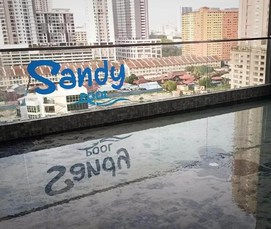 Urban Suites Georgetown Penang - Sea View & Georgetown View - High Floor - Exclusive & Cozy Stay